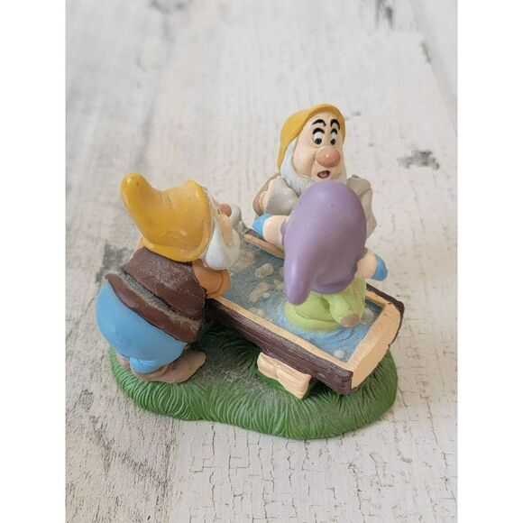 Lil Classics Dopey bashful Water outdoor bath home decor Disney figure - Picture 3 of 4